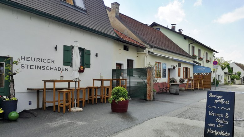 Kellergasse am Sauberg in Langenlois, © Roman Zöchlinger