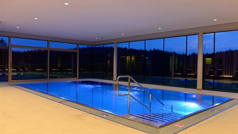 Indoor Pool, © Hotel Schwarz Alm