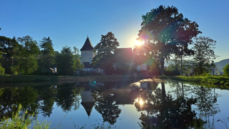 Schloss mit Schlossteich, © Pöcksteiner