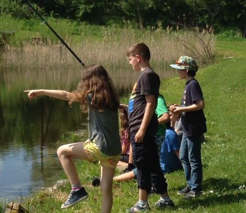 Angeln am hauseigenen Teich - Fische zur Mitnahme gegen Gebühr!, © Franz Inghofer