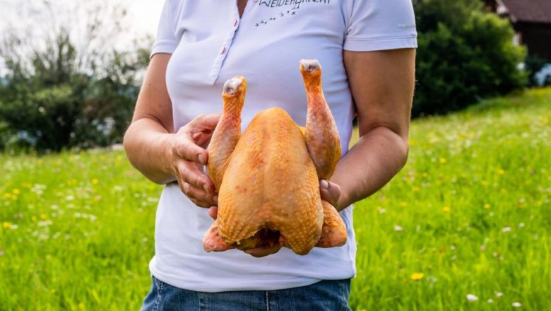 Leckeres Hühnerfleisch von den Wiesen aus Pöggstall, © Netzwerk Kulinarik/pov.at