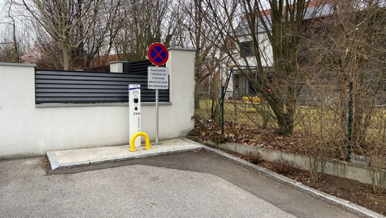 Stromtankstelle in der Taglerstraße in Langenlois, © Ursin Haus