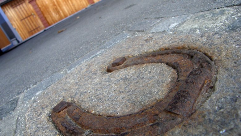 Vom Glück im Hufeisen erzählt ein Märchen vom Heidehof, © Heidehof, Christian Schwingenschlögl