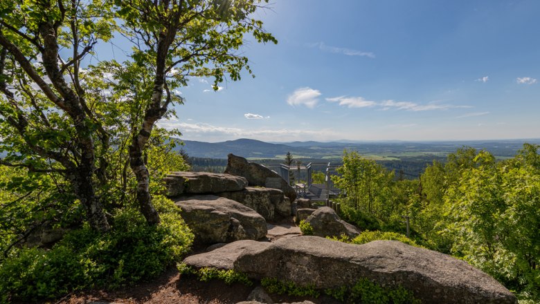 Mandelstein im Frühling, © Freitag Photography