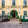 Im Brauhotel Weitra genießen Sie historische Gemütlichkeit und modernen Komfort. Inmitten der ältesten Braustadt Österreichs bietet das Hotel liebevoll gestaltete Zimmer, hauseigenes Bier und eine entspannte Atmosphäre – perfekt für Erholung und Genuss., © Sabine Biedermann