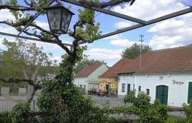 Kellergasse am Heiligenstein, © Roman Zöchlinger