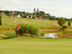 Blick von Golfplatz Richtung Basilika in Maria Taferl, © Donau Niederösterreich / Klaus Engelmayer