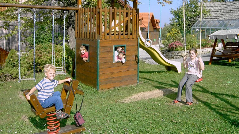 Beim Einfalt B&B | Spielplatz, © Familie Einfalt