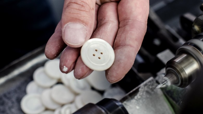 Mother-of-pearl manufactory, © Waldviertel Tourismus, Robert Herbst