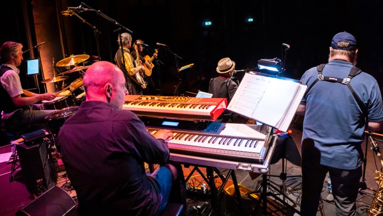 The John Lennon Tribute Band, © Robin Gillard