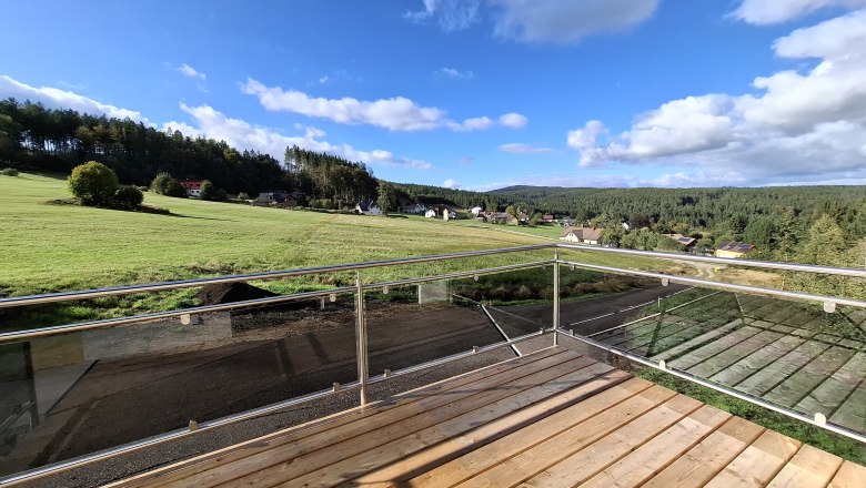 Unverbauter Fernblick von der Terrasse, © Waldzauber Hirschenwies