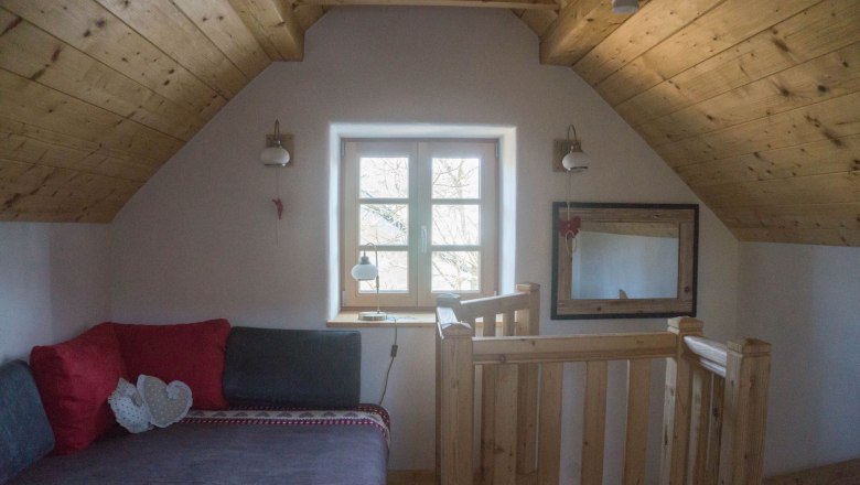 Turmzimmer im Knusperhaus, Bio-Bauernhof Prannleithen, © Schroll