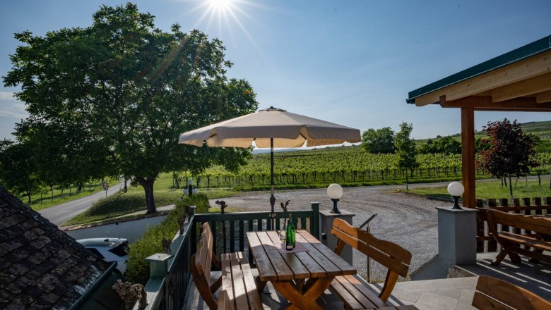 Weinbergstüberl Terrasse, © Bernd Eisenbock