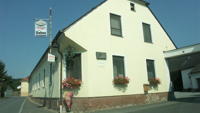 Gasthaus Dakon, © Marktgemeinde Karlstein