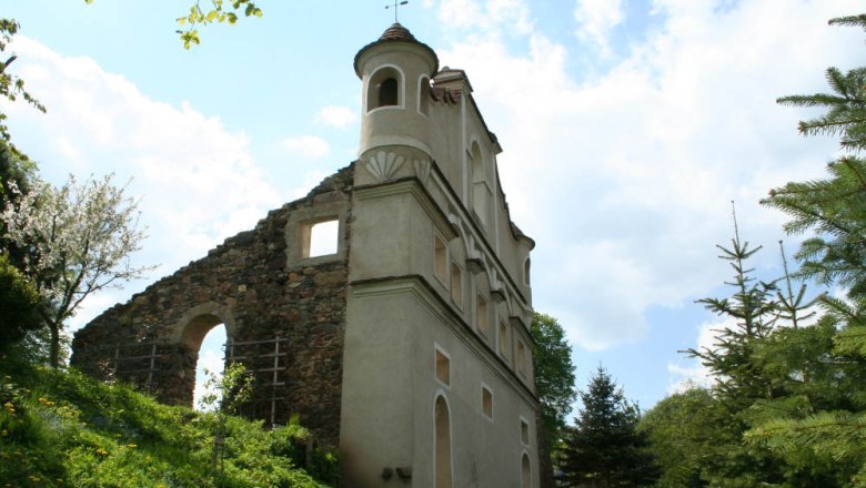 Schlossruine Zeissing, © Ronald Wuerflinger