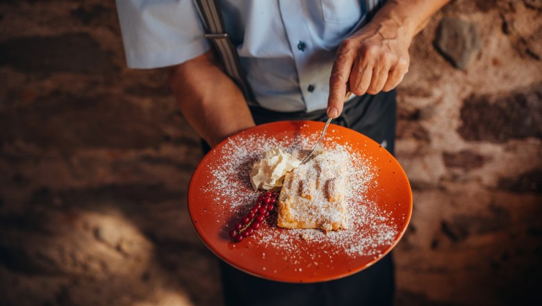 Apfelstrudel, © Niederösterreich Werbung/Daniela Führer